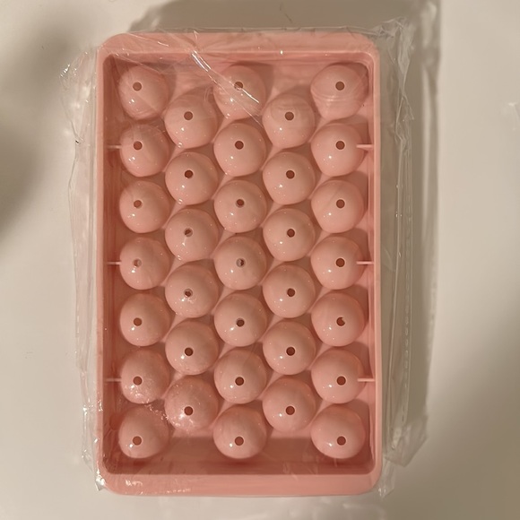 *SOLD* Ice Tray - Multi-grid Pink/Blue Ice Sphere Mold - Picture 2 of 5